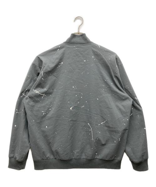 OAKLEY（オークリー）OAKLEY (オークリー) ペイント加工MA-1タイプジャケット グレー サイズ:Ｌの古着・服飾アイテム