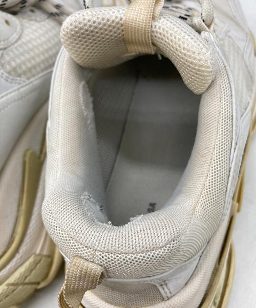 BALENCIAGA（バレンシアガ）BALENCIAGA (バレンシアガ) TRIPLE S SNEAKER ホワイト サイズ:UK8の古着・服飾アイテム