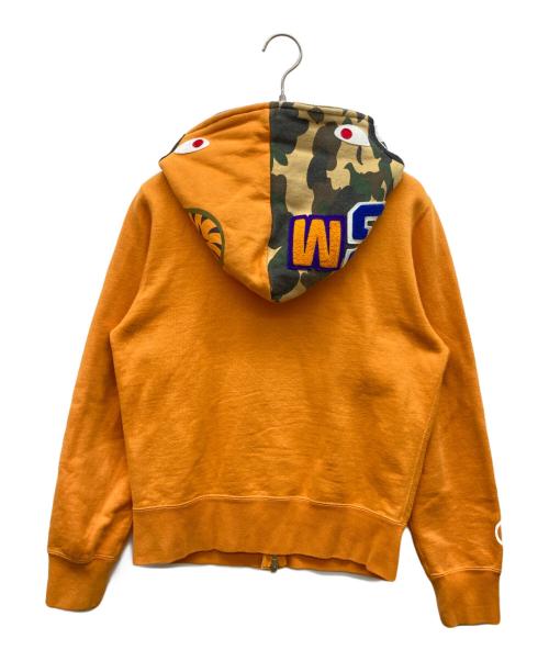 A BATHING APE（アベイシングエイプ）A BATHING APE (アベイシングエイプ) シャークパーカー OLD APEE  オレンジ サイズ:SHORTの古着・服飾アイテム