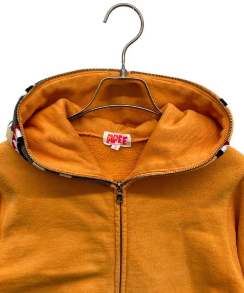 A BATHING APE（アベイシングエイプ）A BATHING APE (アベイシングエイプ) シャークパーカー OLD APEE  オレンジ サイズ:SHORTの古着・服飾アイテム