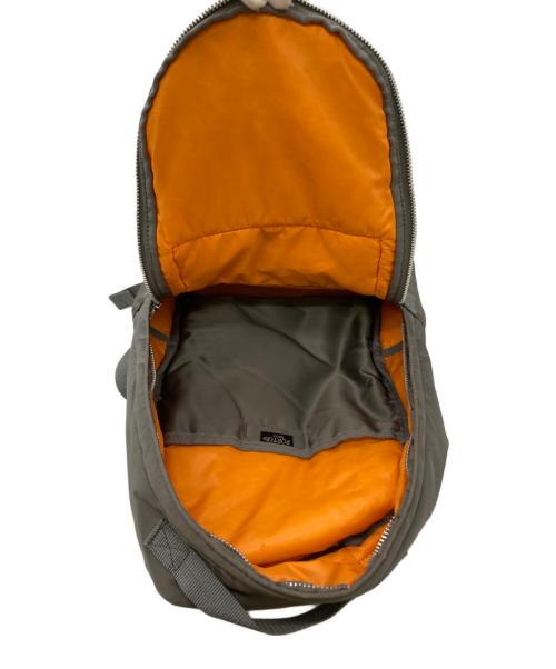 PORTER（ポーター）PORTER (ポーター) タンカーバックパック オリーブの古着・服飾アイテム