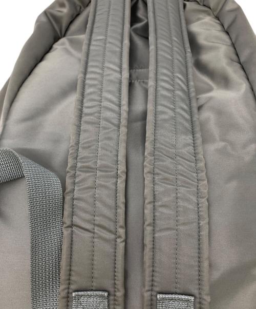 PORTER（ポーター）PORTER (ポーター) タンカーバックパック オリーブの古着・服飾アイテム