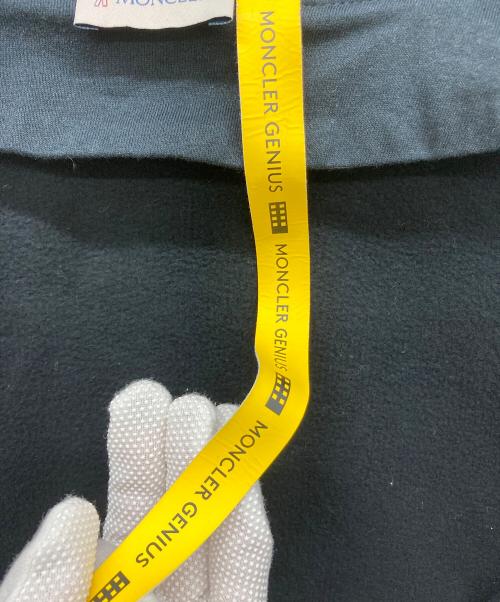 MONCLER（モンクレール）MONCLER (モンクレール) FRAGMENT (フラッグメント) バーシティフリース カーディガン ブラック サイズ:XLの古着・服飾アイテム