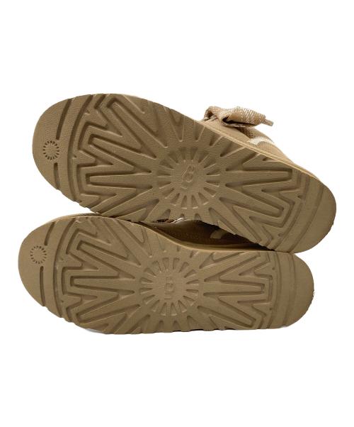 UGG（アグ）UGG (アグ) Lowmel ベージュ サイズ:USA8の古着・服飾アイテム