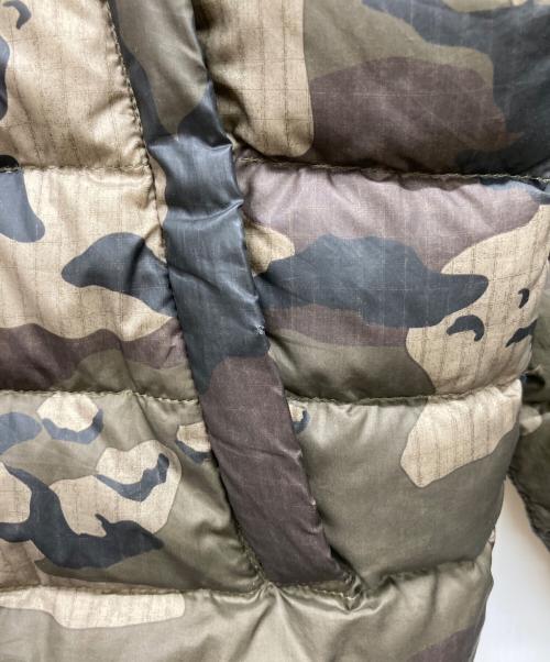 THE NORTH FACE（ザ ノース フェイス）THE NORTH FACE (ザ ノース フェイス) リバーシブルダウンジャケット オリーブ サイズ:XLの古着・服飾アイテム