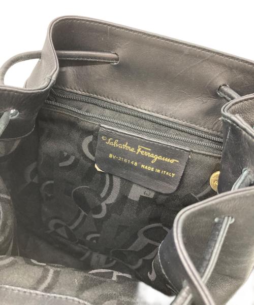 Salvatore Ferragamo（サルヴァトーレ フェラガモ）Salvatore Ferragamo (サルヴァトーレ フェラガモ) レザーリュック ブラックの古着・服飾アイテム