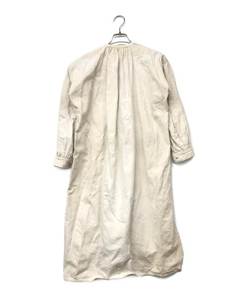VINTAGE（ヴィンテージ）VINTAGE (ビンテージ) ヴィンテージスモックワンピース アイボリー サイズ:なしの古着・服飾アイテム