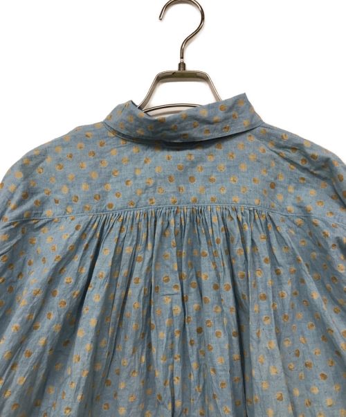 45R（フォーティファイブ・アール）45R (フォーティーファイブアール) インドカディ水玉プリントのくしゅくしゅブラウス ブルー サイズ:記載なしの古着・服飾アイテム