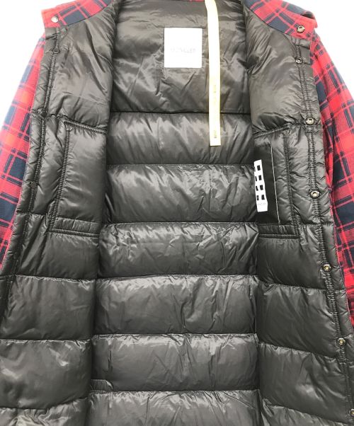 MONCLER（モンクレール）MONCLER (モンクレール) FRAGMENT DESIGN (フラグメントデザイン) MORAN GIUBBOTTO レッド サイズ:3の古着・服飾アイテム