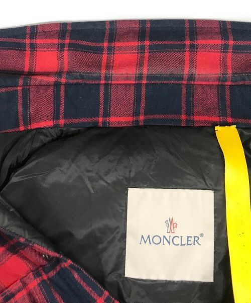 MONCLER（モンクレール）MONCLER (モンクレール) FRAGMENT DESIGN (フラグメントデザイン) MORAN GIUBBOTTO レッド サイズ:3の古着・服飾アイテム