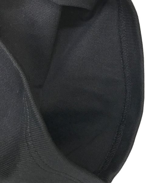 is-ness（イズネス）is-ness (イズネス) Graphpaper (グラフペーパー) サイドジップ オーバーサイズTシャツ ブラック サイズ:Fの古着・服飾アイテム