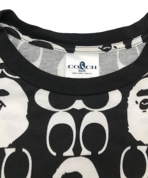 COACH（コーチ）COACH (コーチ) BAPE BY A BATHING APE (ベイプバイアベイシングエイプ) グラフィックTシャツ ブラック サイズ:Mの古着・服飾アイテム