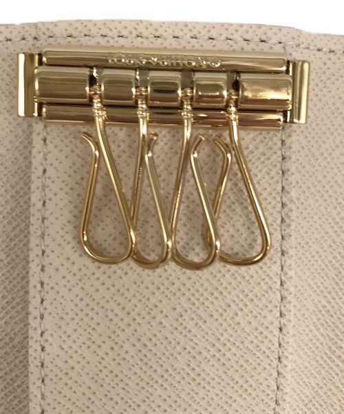 LOUIS VUITTON（ルイ ヴィトン）LOUIS VUITTON (ルイ ヴィトン) ミュルティクレ4キーケース ベージュの古着・服飾アイテム