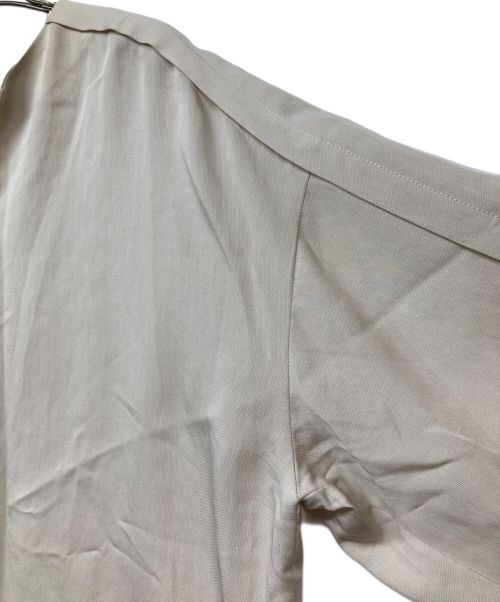 ebure（エブール）ebure (エブール) スキッパー 長袖 バルーンスリーブ ブラウス ベージュ サイズ:38の古着・服飾アイテム