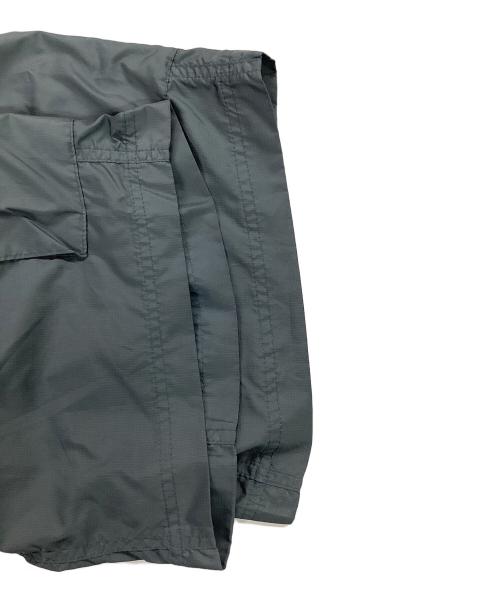 Columbia（コロンビア）Columbia (コロンビア) ナイロンカーゴハーフパンツ グレー サイズ:Lの古着・服飾アイテム