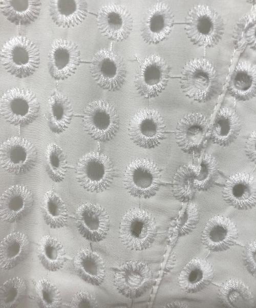 CELFORD（セルフォード）CELFORD (セルフォード) サーキュラーエンブロイダリーワンピース ホワイト サイズ:36の古着・服飾アイテム