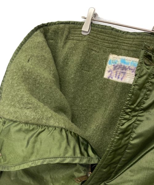 USED（ユーズド）USED (ユーズド) ヴィンテージミリタリーナイロンパンツ カーキ サイズ:Lの古着・服飾アイテム