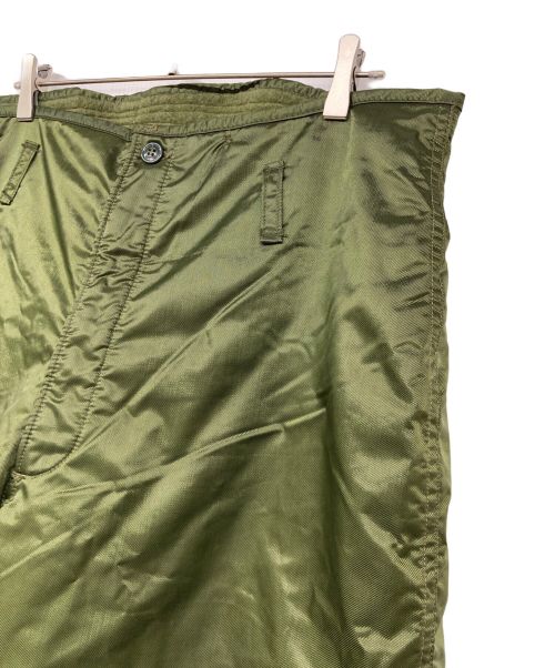 USED（ユーズド）USED (ユーズド) ヴィンテージミリタリーナイロンパンツ カーキ サイズ:Lの古着・服飾アイテム