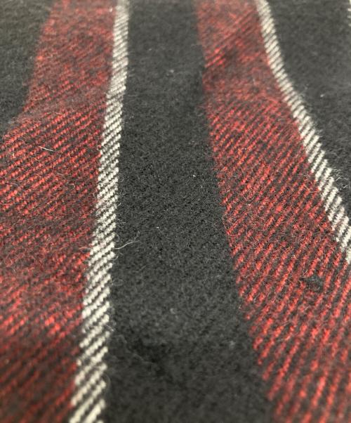 Saint Laurent Paris（サンローランパリ）Saint Laurent Paris (サンローランパリ) ストライプウールマフラー レッドの古着・服飾アイテム