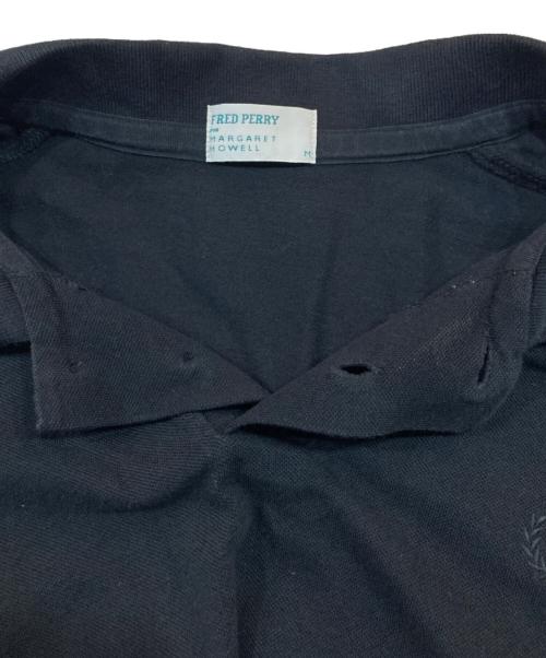 FRED PERRY（フレッドペリー）FRED PERRY (フレッドペリー) MARGARET HOWELL (マーガレットハウエル) ポロシャツ ブラック サイズ:Mの古着・服飾アイテム