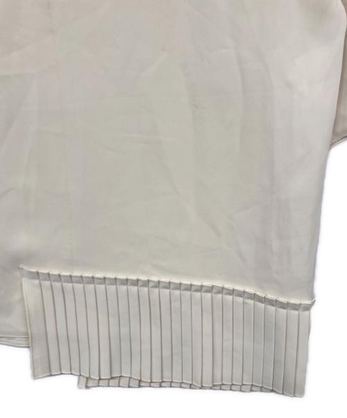 MM6 Maison Margiela（エムエムシックスメゾンマルジェラ）MM6 Maison Margiela (エムエムシックス メゾンマルジェラ) 半袖ブラウス ベージュ サイズ:40の古着・服飾アイテム