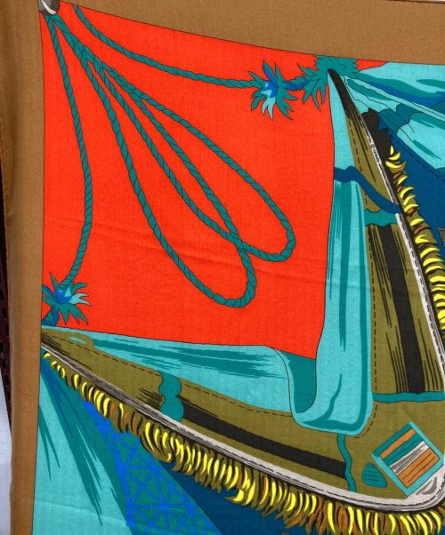 HERMES（エルメス）HERMES (エルメス) カレジェアン/カシミヤシルクスカーフ ブラウンの古着・服飾アイテム