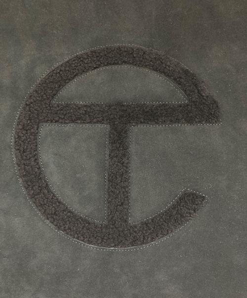 UGG（アグ）UGG (アグ) TELFAR (テルファー) LARGE SHOPPER ブラック 未使用品の古着・服飾アイテム