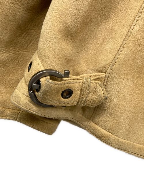 Salvatore Ferragamo（サルヴァトーレ フェラガモ）Salvatore Ferragamo (サルヴァトーレ フェラガモ) ムートンジャケット ベージュ サイズ:48の古着・服飾アイテム
