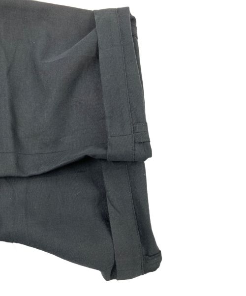 tilt the authentics（チルトザオーセンティックス）tilt the authentics (チルトザオーセンティックス) CLICA Mat Cloth 3Tuck Gurkha グルカパンツ グレー サイズ:3の古着・服飾アイテム