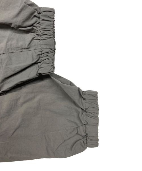 GOD SELECTION XXX（ゴッドセレクショントリプルエックス）GOD SELECTION XXX (ゴッドセレクショントリプルエックス) ナイロンハーフジッププルオーバー グレー サイズ:Mの古着・服飾アイテム