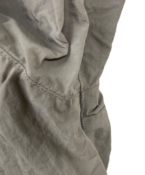 GOD SELECTION XXX（ゴッドセレクショントリプルエックス）GOD SELECTION XXX (ゴッドセレクショントリプルエックス) ナイロンハーフジッププルオーバー グレー サイズ:Mの古着・服飾アイテム