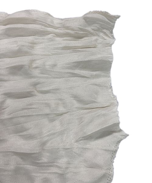 me ISSEY MIYAKE（ミーイッセイ ミヤケ）me ISSEY MIYAKE (ミーイッセイ ミヤケ) ノースリーブカットソー アイボリー サイズ:記載なしの古着・服飾アイテム