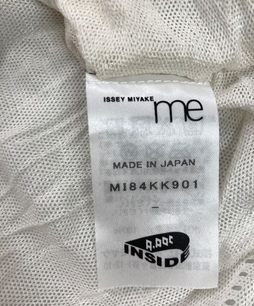 me ISSEY MIYAKE（ミーイッセイ ミヤケ）me ISSEY MIYAKE (ミーイッセイ ミヤケ) ノースリーブカットソー アイボリー サイズ:記載なしの古着・服飾アイテム