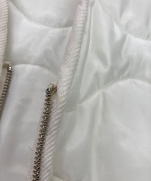 LAVENHAM（ラベンハム）LAVENHAM (ラベンハム) YLEVE (イレーヴ) キルティングベスト/ ZIPPED GILET ホワイト サイズ:XSの古着・服飾アイテム