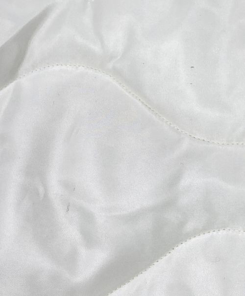 LAVENHAM（ラベンハム）LAVENHAM (ラベンハム) YLEVE (イレーヴ) キルティングベスト/ ZIPPED GILET ホワイト サイズ:XSの古着・服飾アイテム