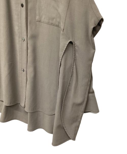 PRANK PROJECT（プランクプロジェクト）PRANK PROJECT (プランクプロジェクト) Worsted Asymmetry Slit Over Shirt/ウーステッドアシメスリットオーバーシャツ ベージュ サイズ:FREEの古着・服飾アイテム