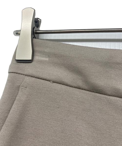 MaxMara（マックスマーラ）MaxMara (マックスマーラ) ビスコース ジャージー クロップドパンツ ベージュ サイズ:34の古着・服飾アイテム