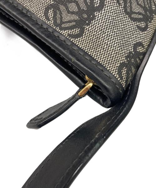 LOEWE（ロエベ）LOEWE (ロエベ) アナグラムショルダーバッグ グレーの古着・服飾アイテム