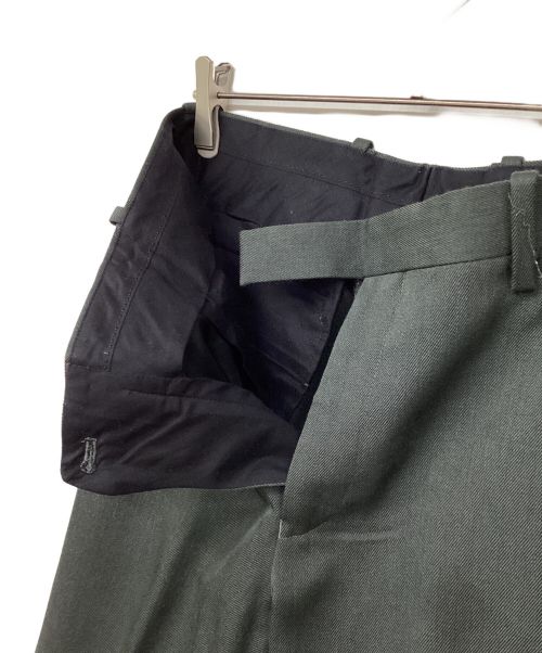 AURALEE（オーラリー）AURALEE (オーラリー) WOOL KID MOHAIR GABARDINE NARROW SLACKS/スラックス モスグリーン サイズ:4の古着・服飾アイテム