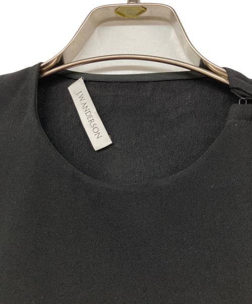 J.W.ANDERSON（ジェイダブリューアンダーソン）J.W.ANDERSON (ジェイダブリューアンダーソン) Satin Back Crepe Dress ブラック サイズ:UK6の古着・服飾アイテム