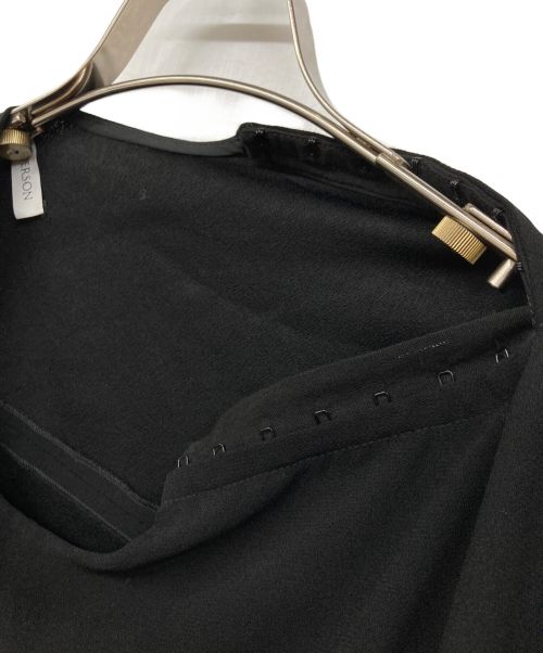 J.W.ANDERSON（ジェイダブリューアンダーソン）J.W.ANDERSON (ジェイダブリューアンダーソン) Satin Back Crepe Dress ブラック サイズ:UK6の古着・服飾アイテム