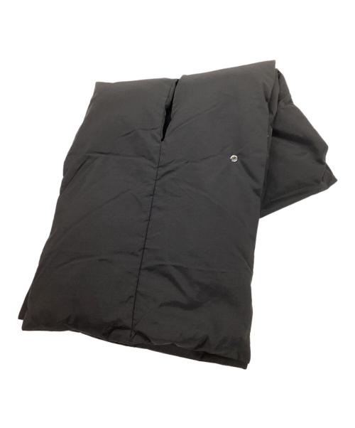 AK+1（エーケーワン）AK+1 (エーケーワン) 2WAY ダウン ケープ ブラック サイズ:FREEの古着・服飾アイテム