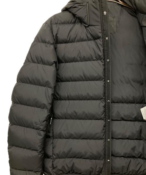 MONCLER（モンクレール）MONCLER (モンクレール) JELUZ GIUBBOTTO/ダウンジャケット ブラック サイズ:1の古着・服飾アイテム