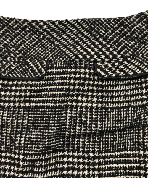 HER LIP TO（ハーリップトゥ）HER LIP TO (ハーリップトゥ) Hemingway Check Tweed Skirt ホワイト×ブラック サイズ:Mの古着・服飾アイテム