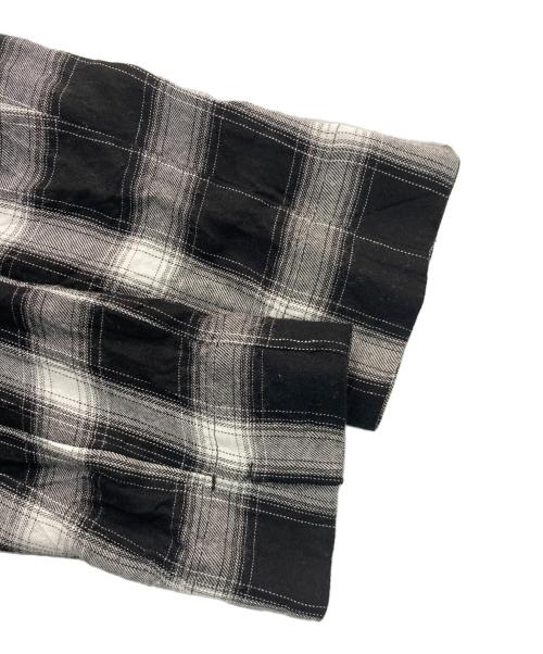 HER LIP TO（ハーリップトゥ）HER LIP TO (ハーリップトゥ) Roanne Over Check Dress/チェックドレス ブラック×ホワイト サイズ:Sの古着・服飾アイテム