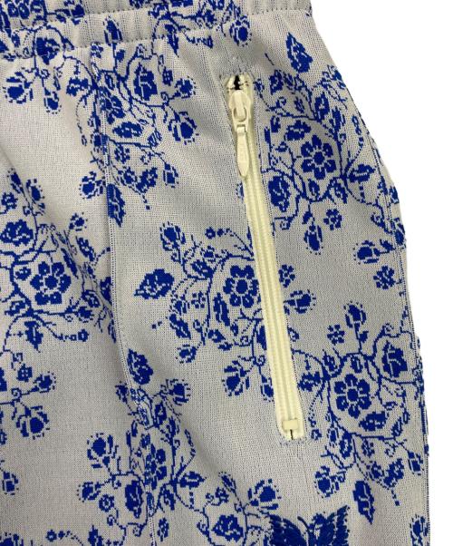 Needles（ニードルズ）Needles (ニードルズ) STUDIOUS (ステュディオス) 別注総柄トラックパンツ スカイブルー サイズ:Mの古着・服飾アイテム