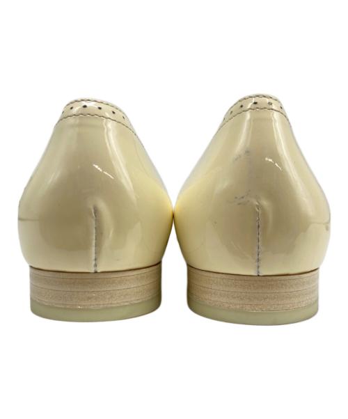 Salvatore Ferragamo（サルヴァトーレ フェラガモ）Salvatore Ferragamo (サルヴァトーレ フェラガモ) ローファーパンプス ベージュ サイズ:6の古着・服飾アイテム