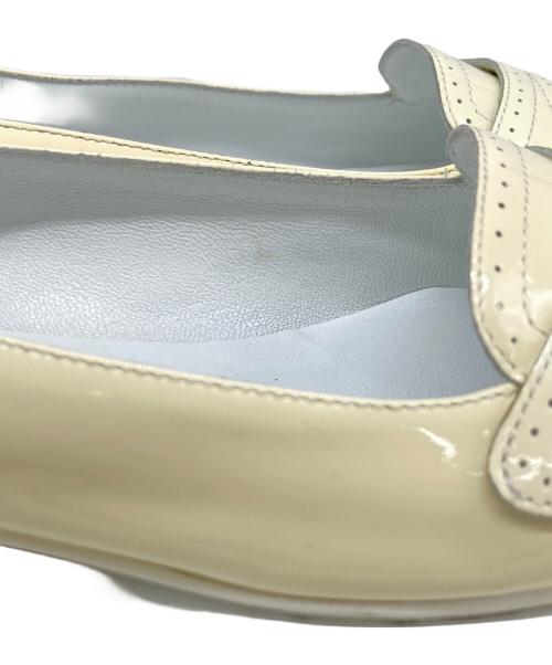 Salvatore Ferragamo（サルヴァトーレ フェラガモ）Salvatore Ferragamo (サルヴァトーレ フェラガモ) ローファーパンプス ベージュ サイズ:6の古着・服飾アイテム