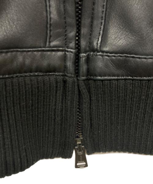 AKM（エーケーエム）AKM (エーケーエム) フーデッドラムレザージャケット ブラック サイズ:Mの古着・服飾アイテム