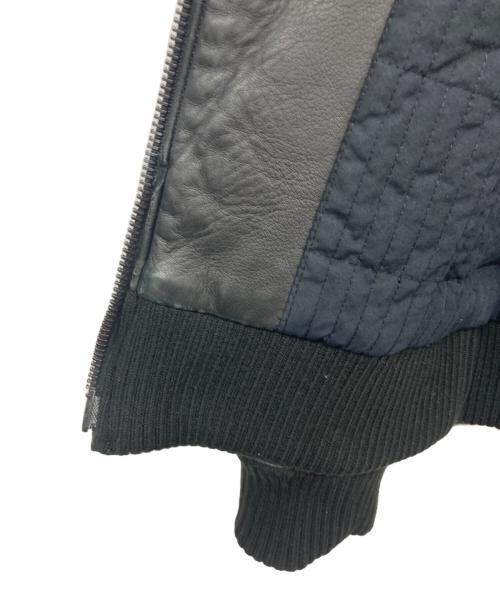 AKM（エーケーエム）AKM (エーケーエム) フーデッドラムレザージャケット ブラック サイズ:Mの古着・服飾アイテム